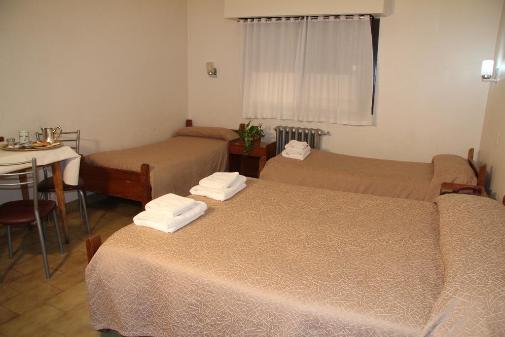 Hotel Touring Club Trelew Zewnętrze zdjęcie